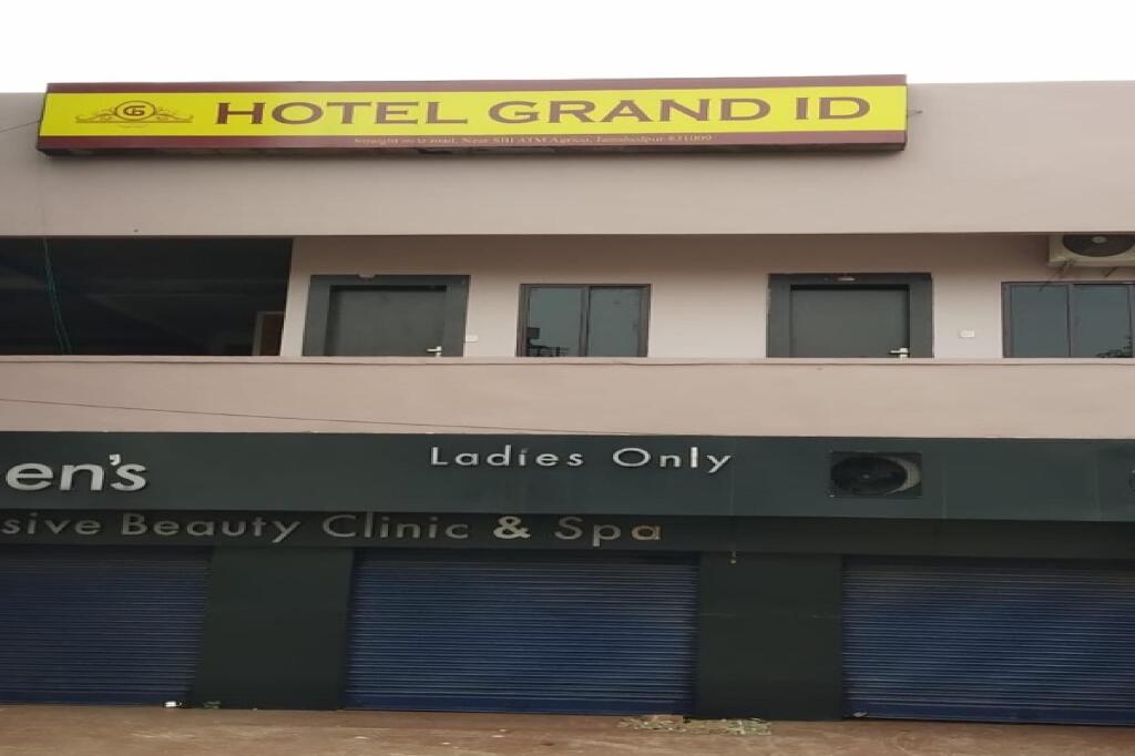 Джамшедпур: OYO Flagship 81164 Hotel Grand Id