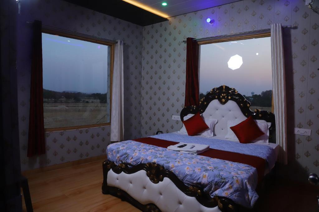 Крепость Jhansi: Hotel Krishna Manu Palace Orchha