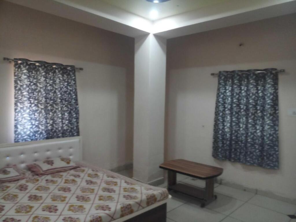 SPOT ON 702232 Rajawat Guest House — фото 1