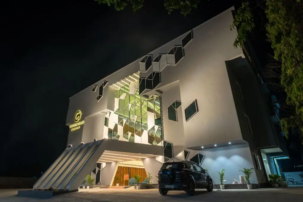 Clubway Grand A Boutique Hotel — фото 1