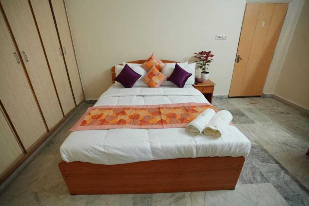 Какинада: OYO Flagship 805641 The Central Guest House