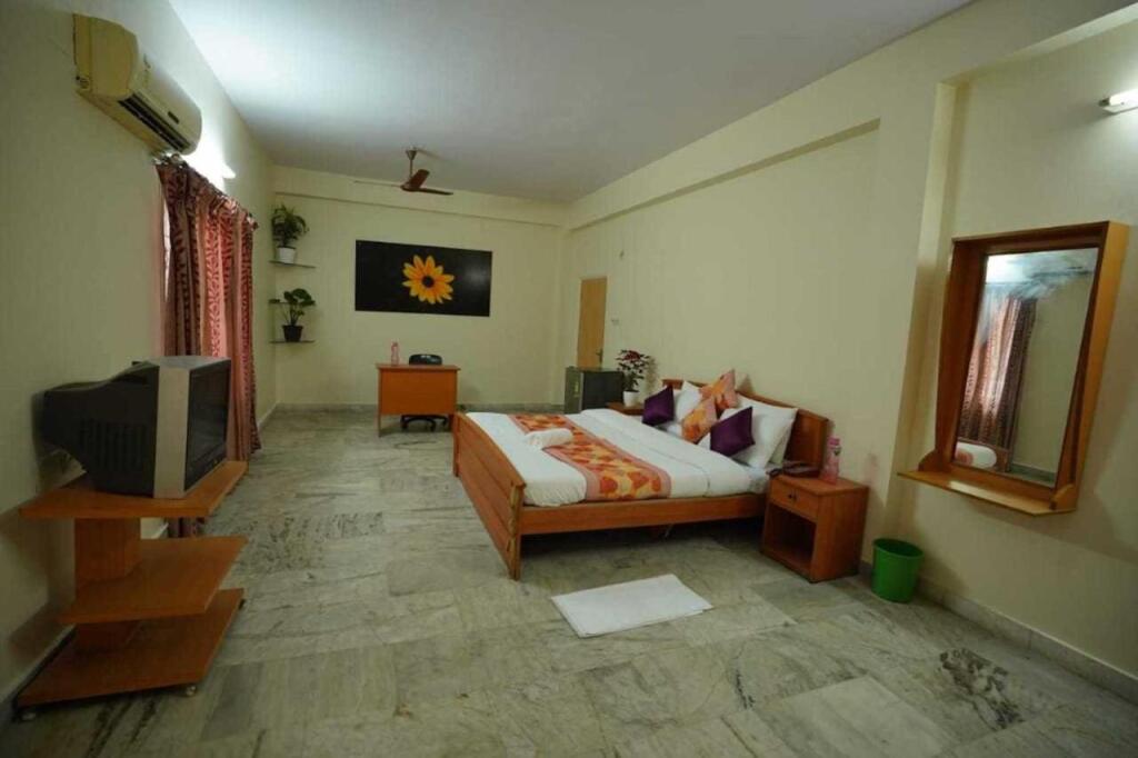 Какинада: OYO Flagship 805641 The Central Guest House