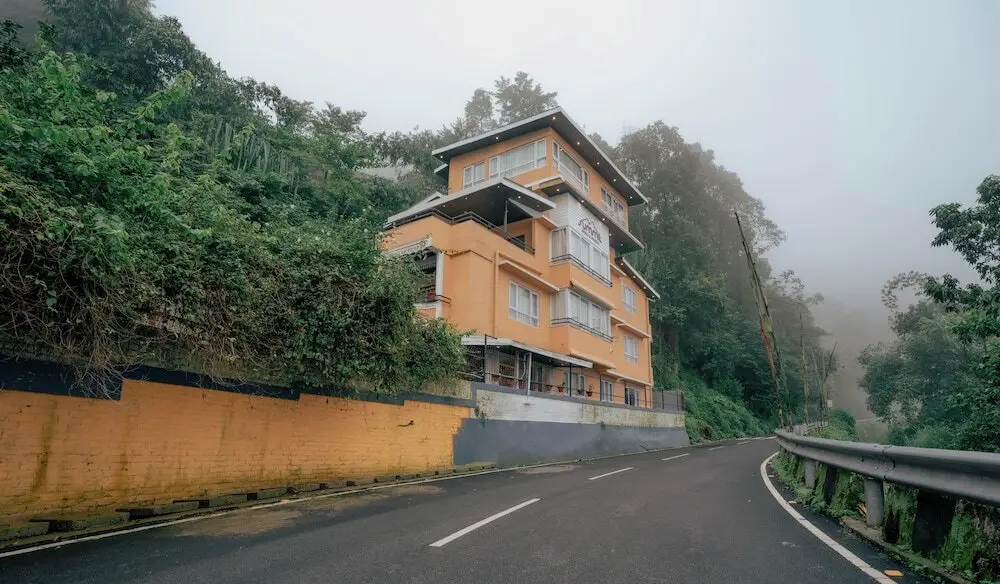 Summit Bougainvillea Tea Resort — фото 1