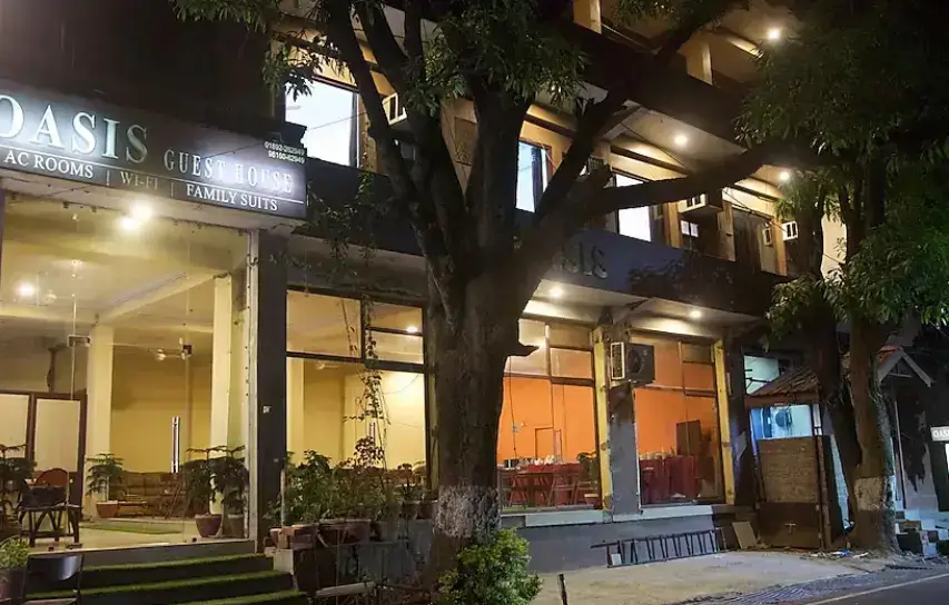 Кангра: Hotel Oasis