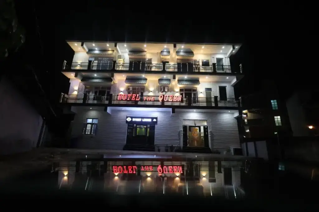 Hotel The Queen by Jal's — фото 1