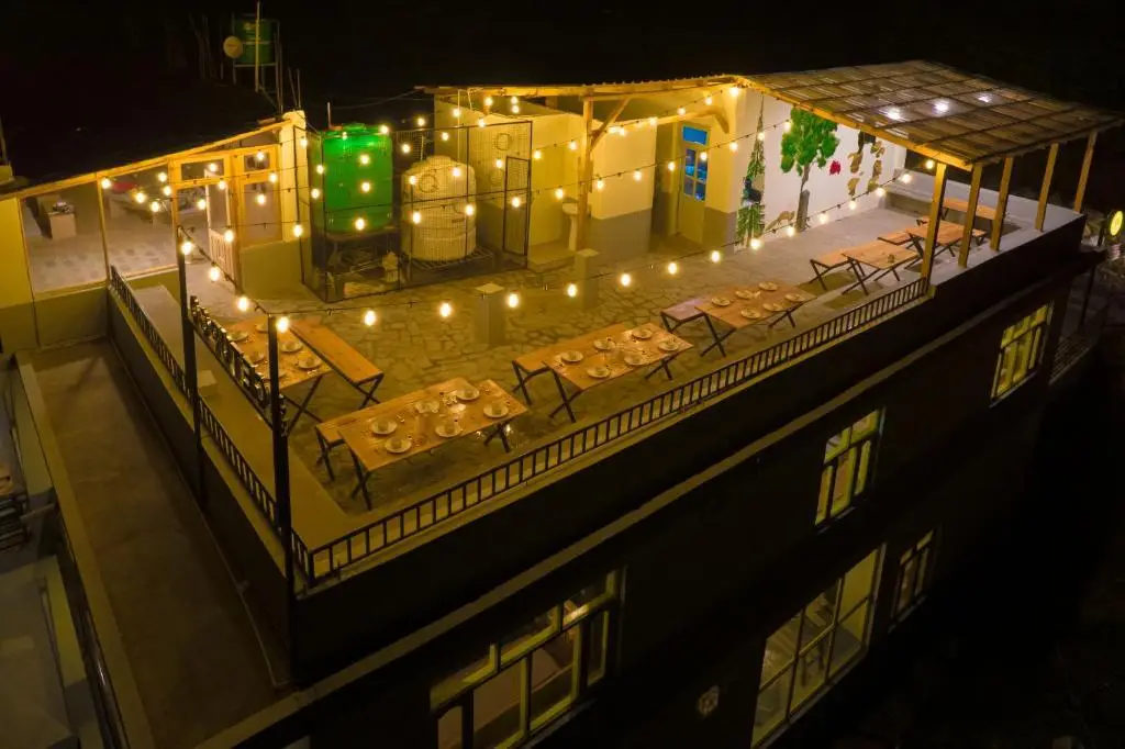 Кангра: The Hosteller Kareri