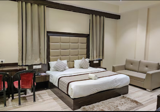 Канпур: New Hotel Sanjay