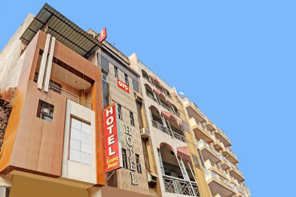 OYO Flagship 806856 Hotel Ashirvad — фото 1