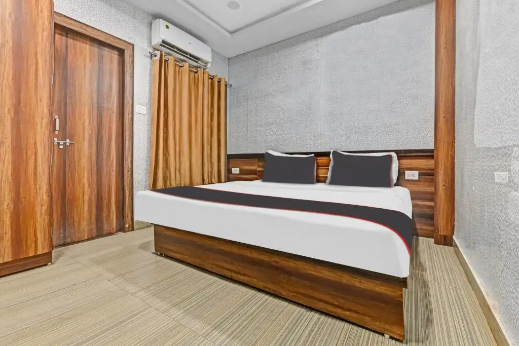 Канпур: Collection O Hotel Mohan Paradise