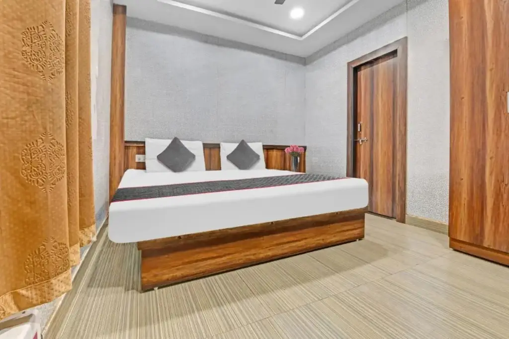 Канпур: Townhouse 1162 Banana Boutique
