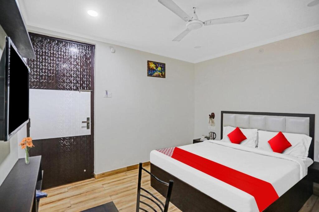 Канпур: OYO Flagship 806719 Shyam Inn