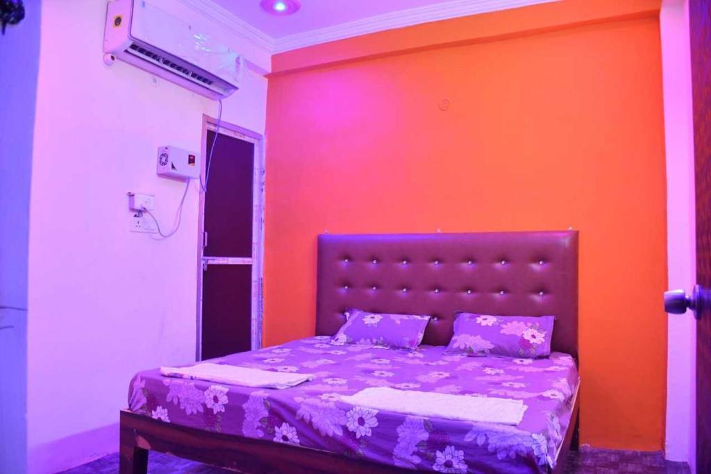 Канпур: Pop Stellars Hotel Club And Restorent