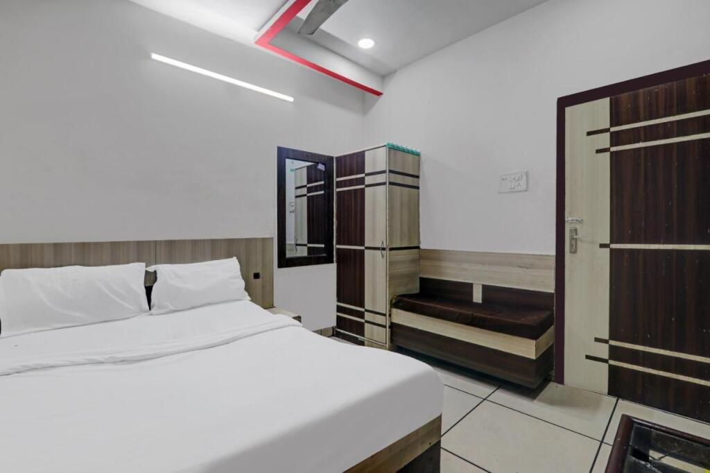Канпур: Oyo Flagship 80620 Hotel The Gagan