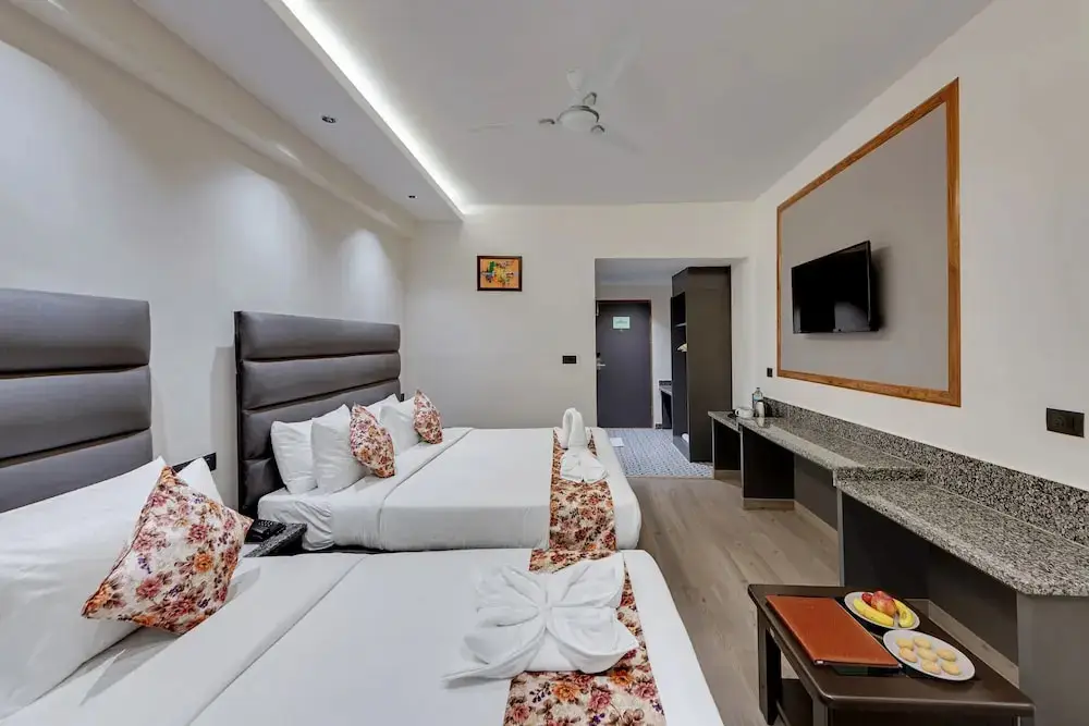 Катра: Click Sunburry Hotel Katra