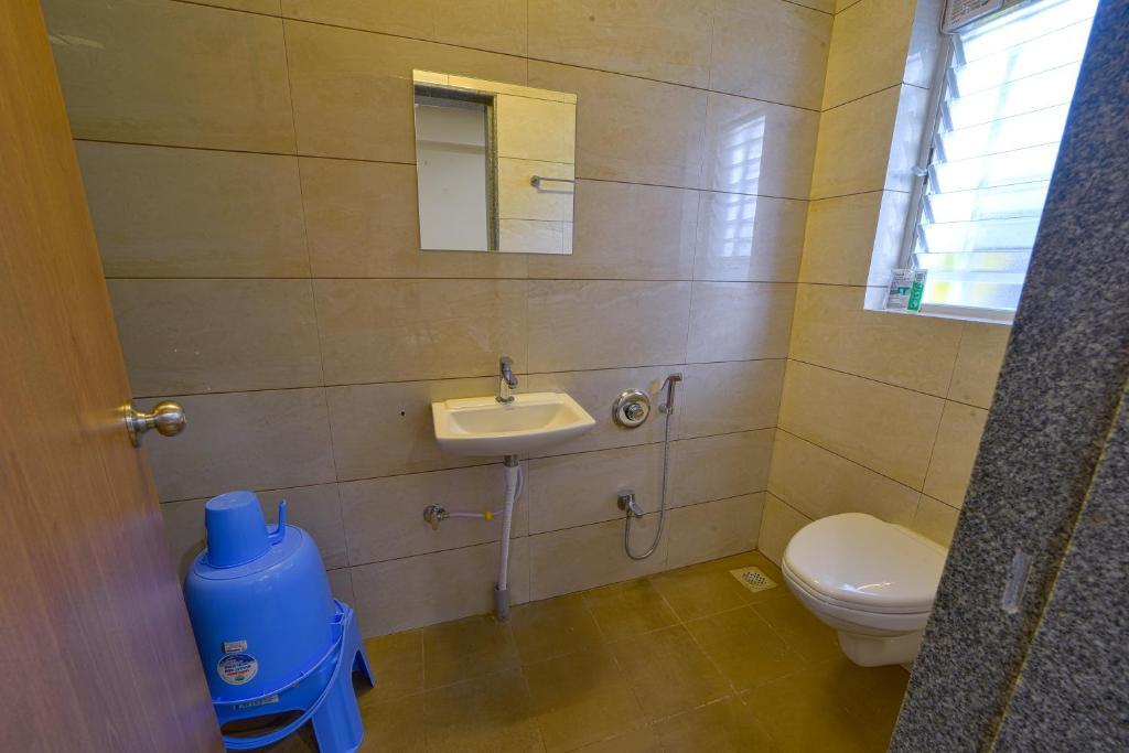 Колхапур: Hotel Trushadham