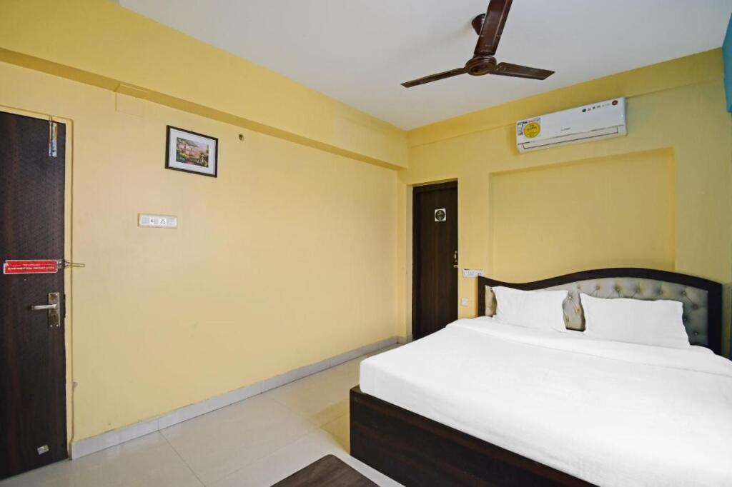 Колката: OYO Flagship 804926 Brothers Hotel
