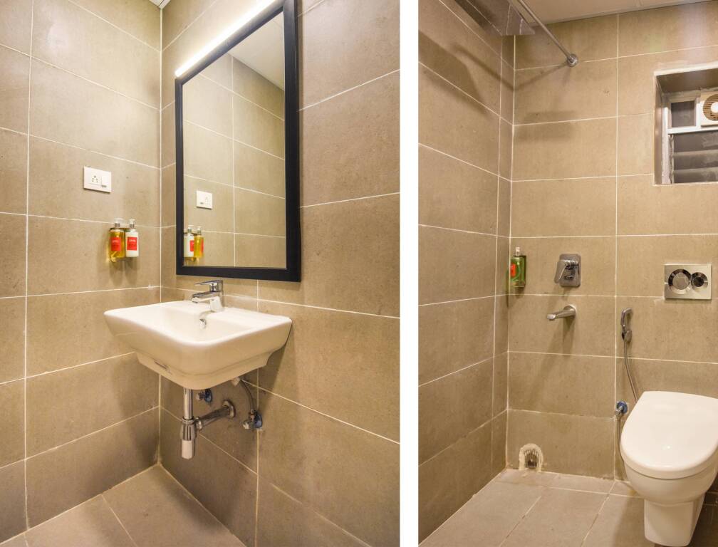 Колката: Oyo Townhouse 444 Heera Holiday Inn