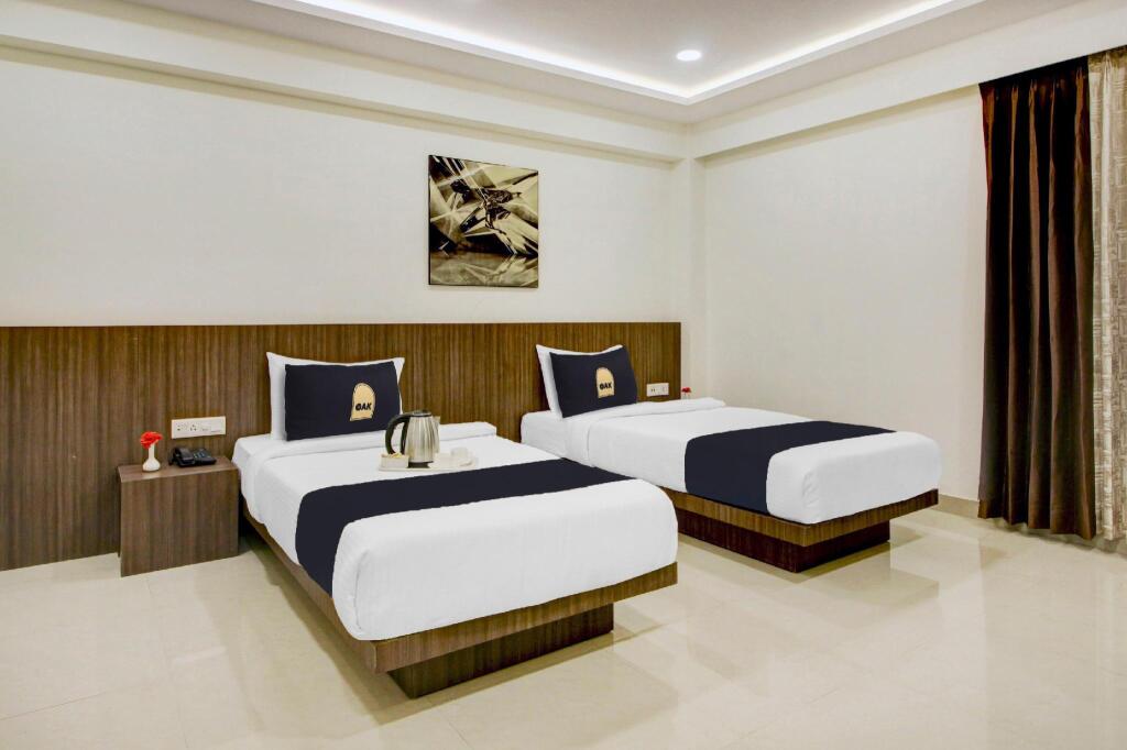 Колката: Townhouse OAK Kzar Select
