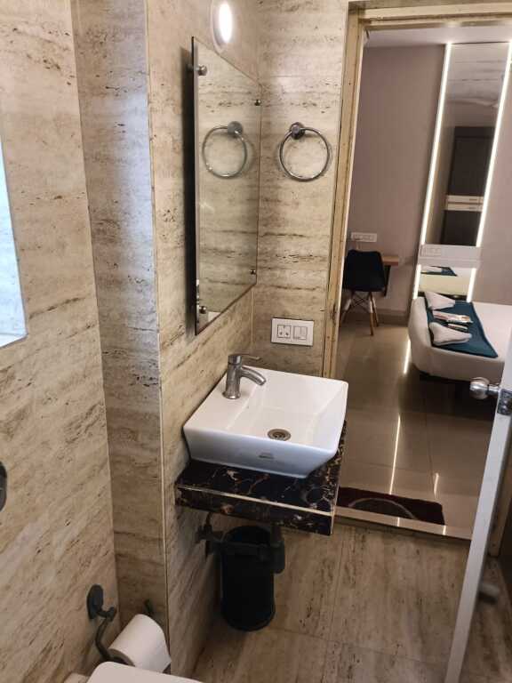 Колката: Hotel Mayfair Tower
