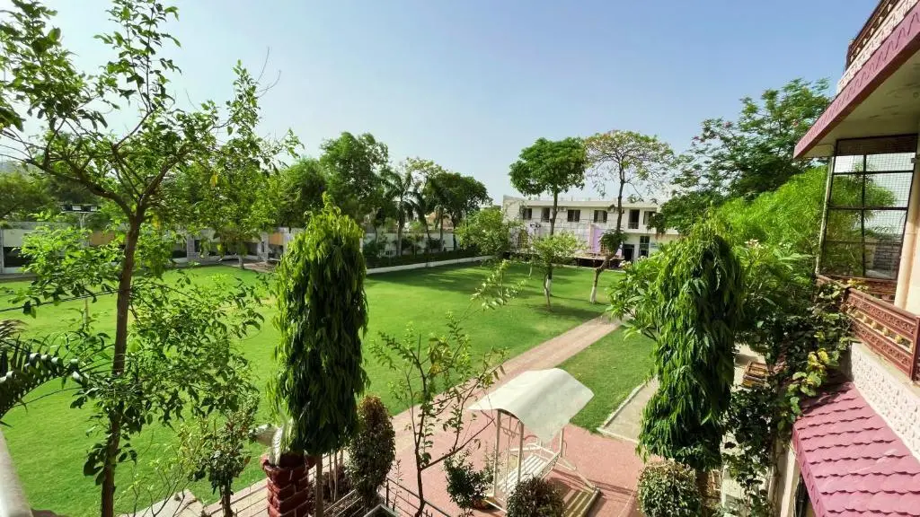 Кота: Hotel Prabhat Palace