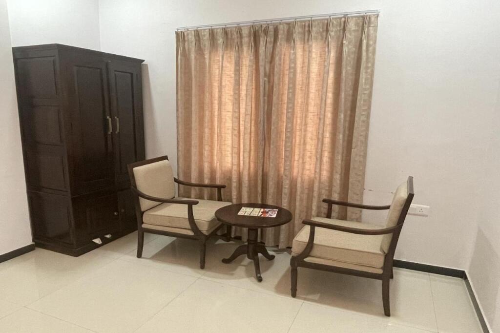 Котпутли: OYO 84433 Golden Tiger Resort