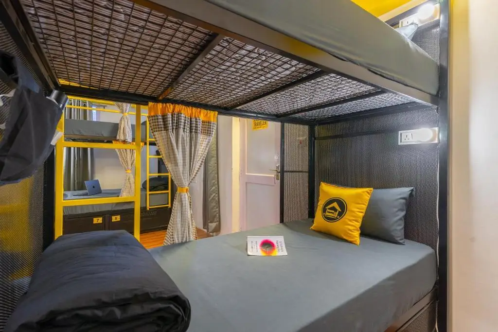 Куфри: The Hosteller Narkanda