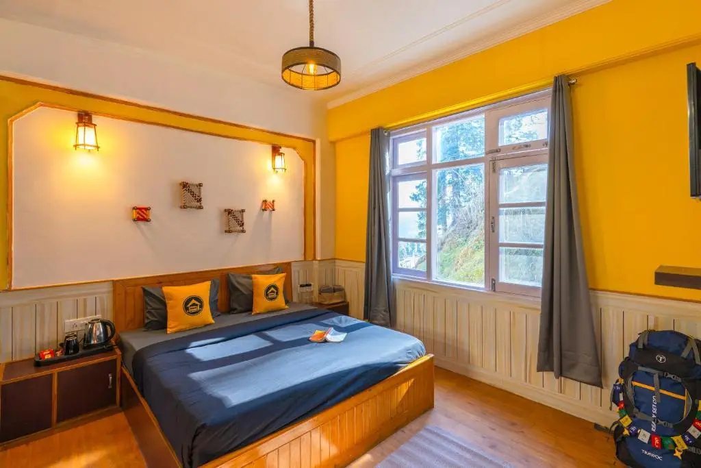 Куфри: The Hosteller Narkanda