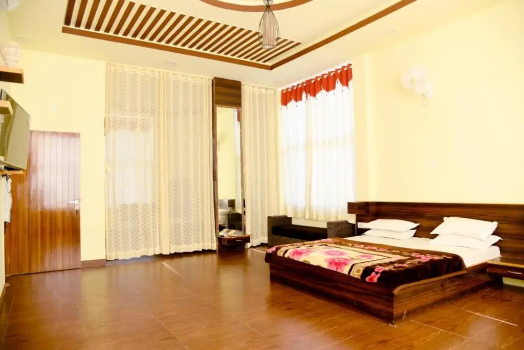Беавар: Hotel Rani Bagh Resort