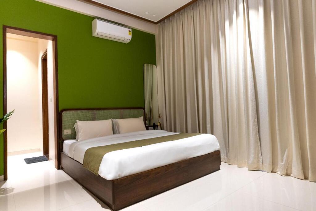Лонавала: ALYF at Tropical Grand Villa 30, Lonavala