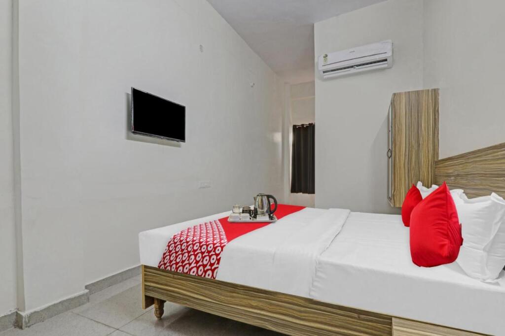 Лакхнау: OYO Flagship 702584 Jn Rooms And Banquet