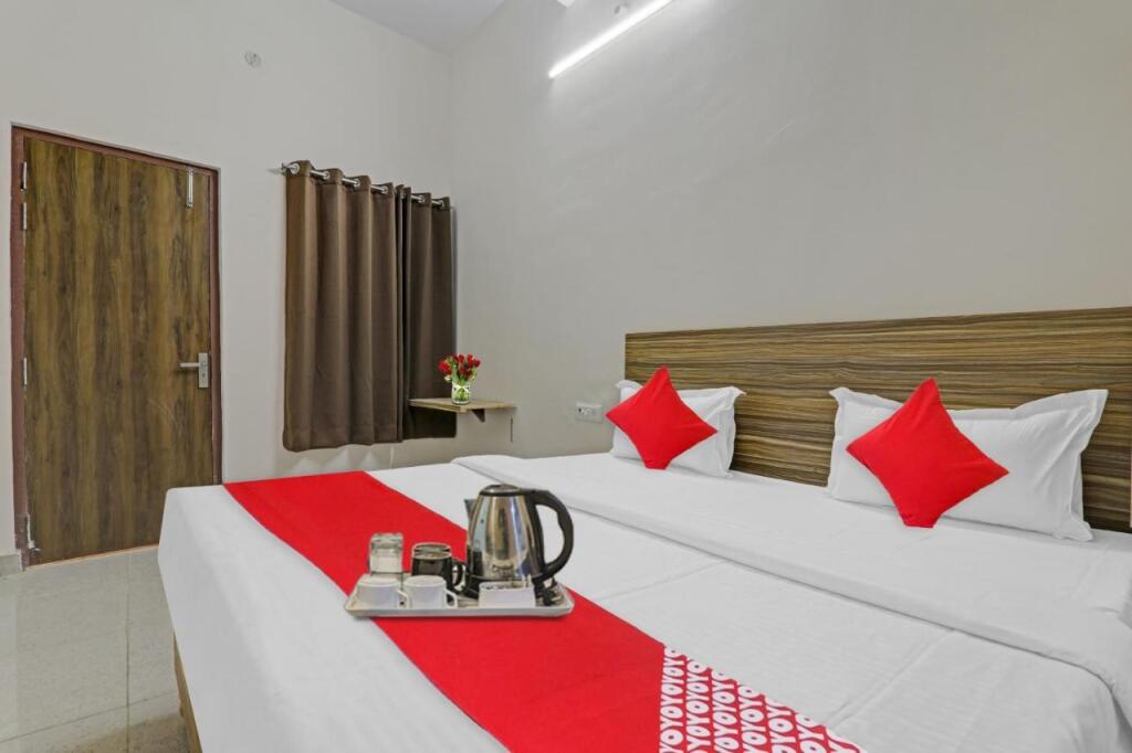 Лакхнау: OYO Flagship 702584 Jn Rooms And Banquet