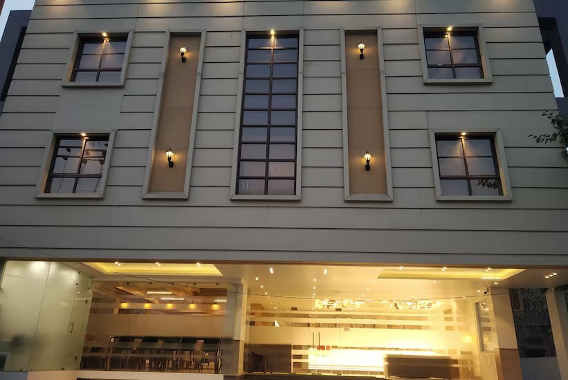 Hotel Ecotel — фото 1