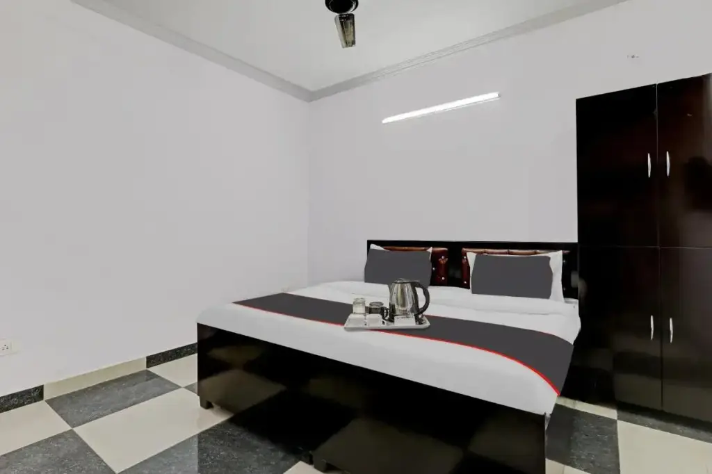 Лакхнау: OYO Flagship 92980 EMPIRE INN