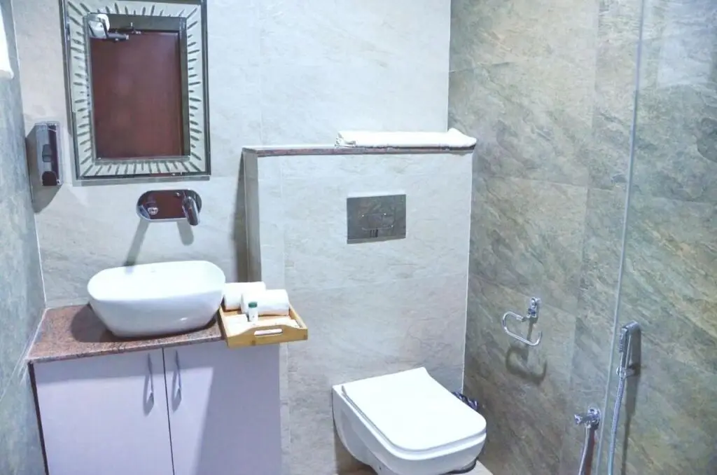 Лакхнау: FabHotel Roselle Inn