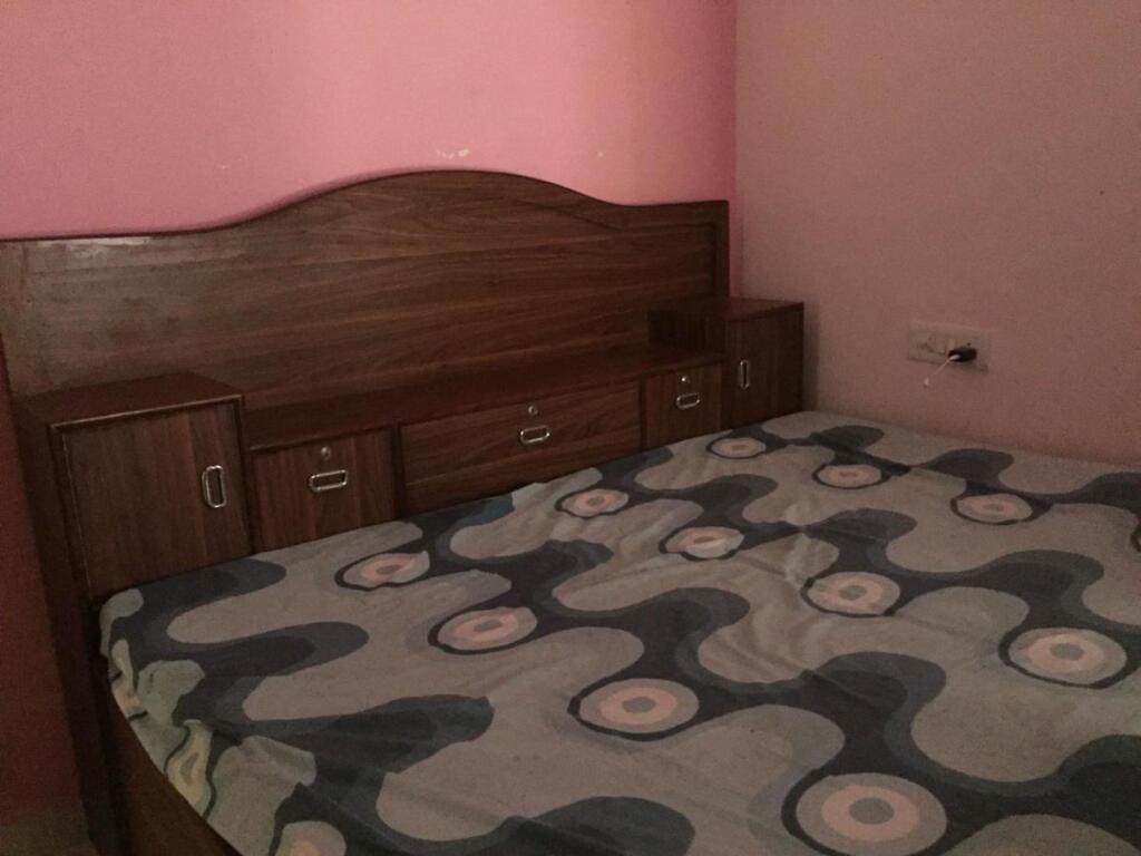 Лакхнау: Pop 89190 Hotel Rr Inn