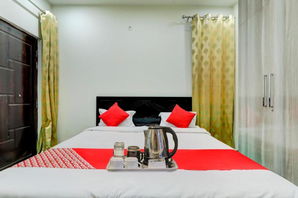 Лакхнау: OYO Flagship 703204 Hotel Quirk