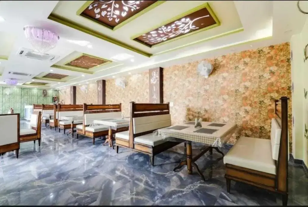 Лакхнау: OYO Flagship 80784J Sky Inn Hotel & Banquet Hall