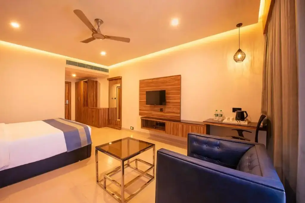 Манипал: Hometown Galleria Manipal