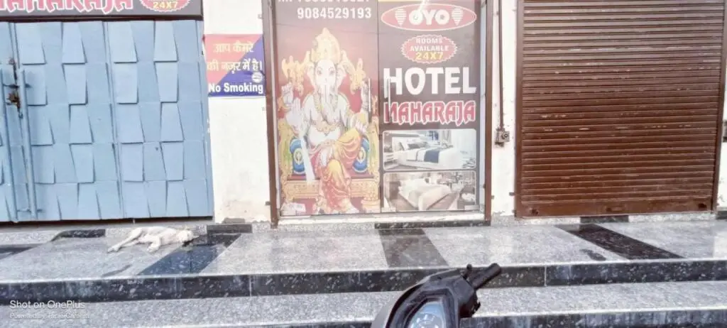 OYO 700920 Hotel Maharaja — фото 1