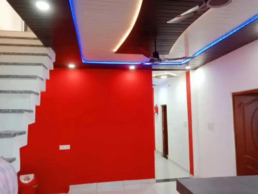 Мератх: OYO 703393 Hotel Neki & Restaurant