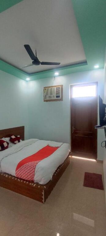 Мератх: OYO 807575 Hotel Sawan