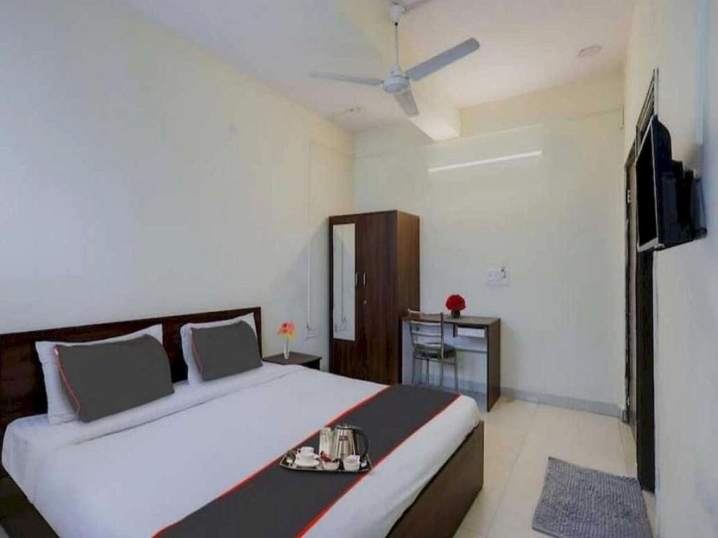 Мератх: Pop 702776 Oyo Hotel Welcome