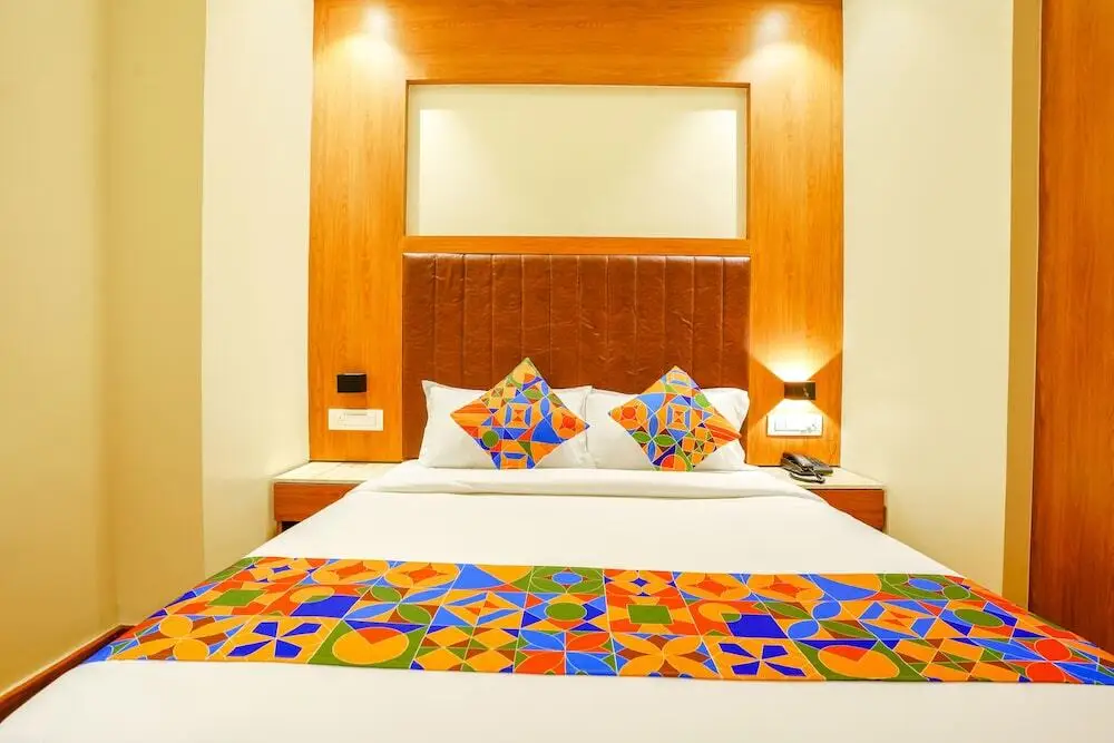 Мумбаи: Fabhotel Azure