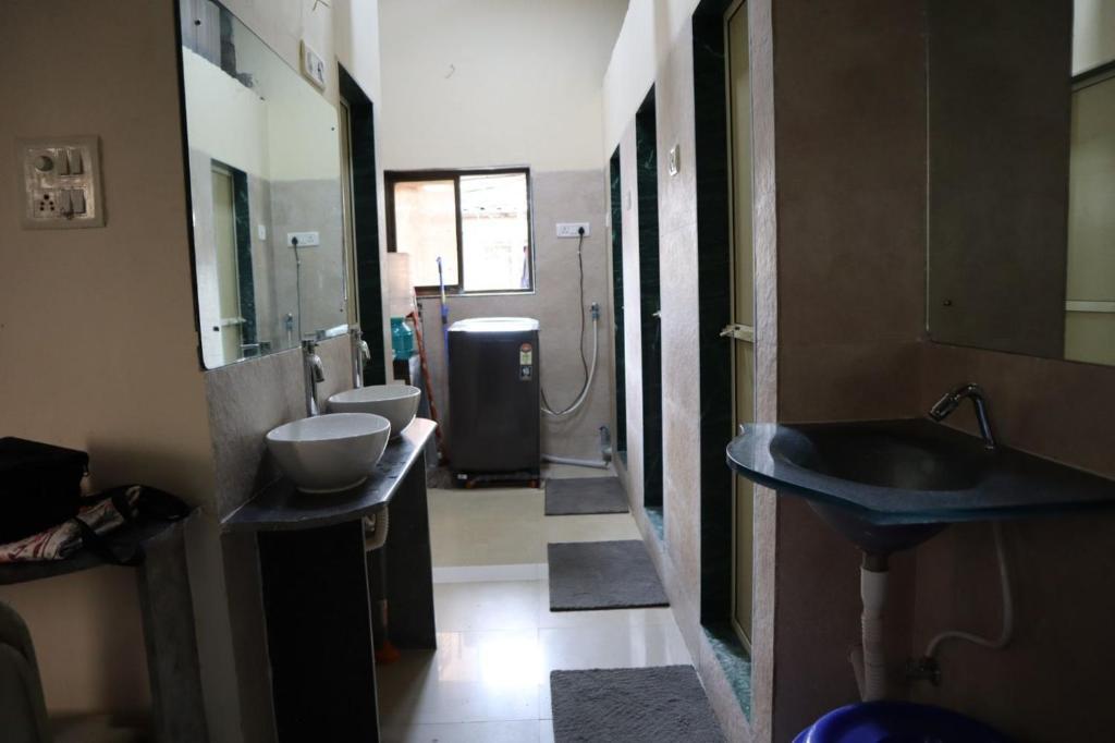Мумбаи: Indigo Room Sharing Dormitory - Near International Airport