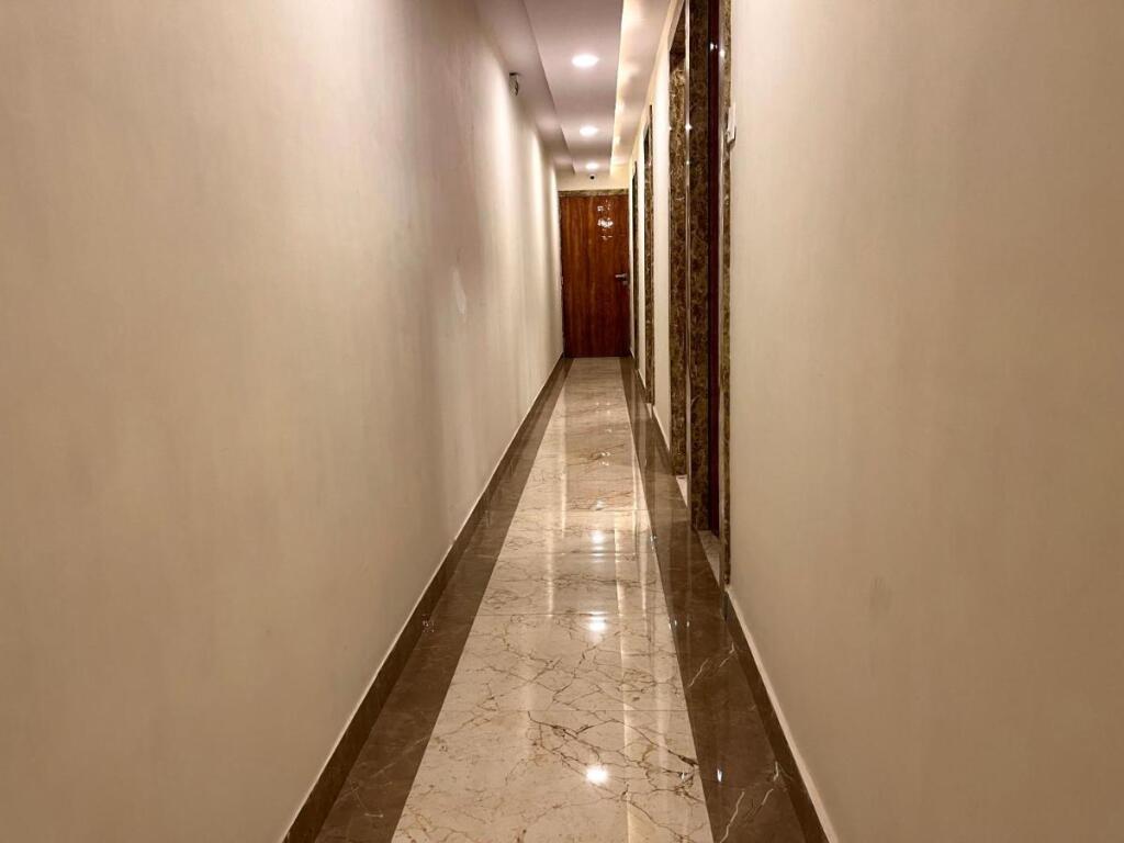 Мумбаи: Hotel Delmond Prime - Near NESCO