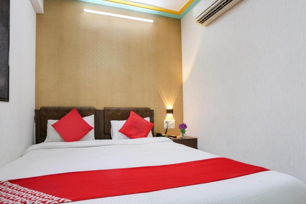 Мумбаи: OYO 75196 Delight Inn