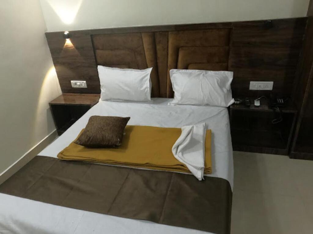 Мумбаи: Hotel Siddharth Residency Siddharth Nagar Goregaon West