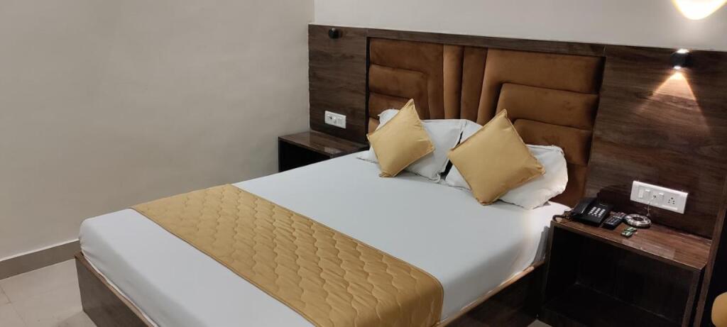 Мумбаи: Hotel Siddharth Residency Siddharth Nagar Goregaon West