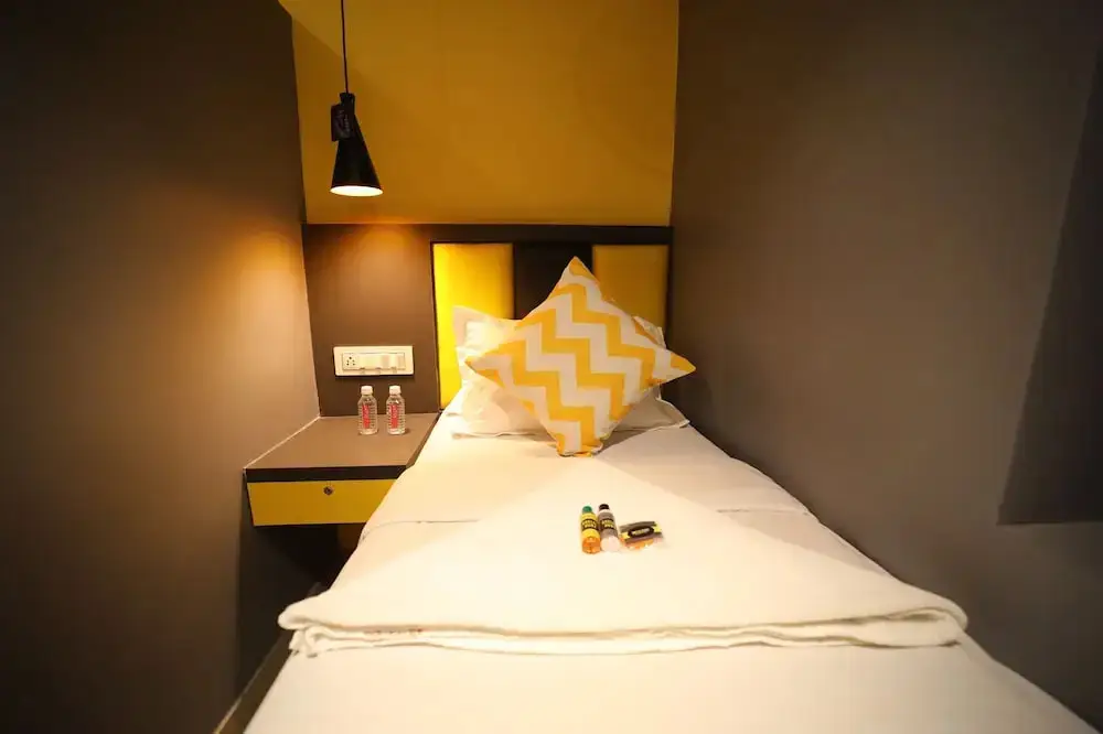 Мумбаи: Cabin Stay -Social Hubz