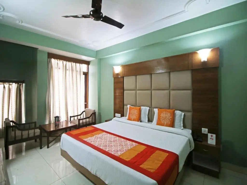 Массури: Hotel Charlene - Mall Road, Mussoorie